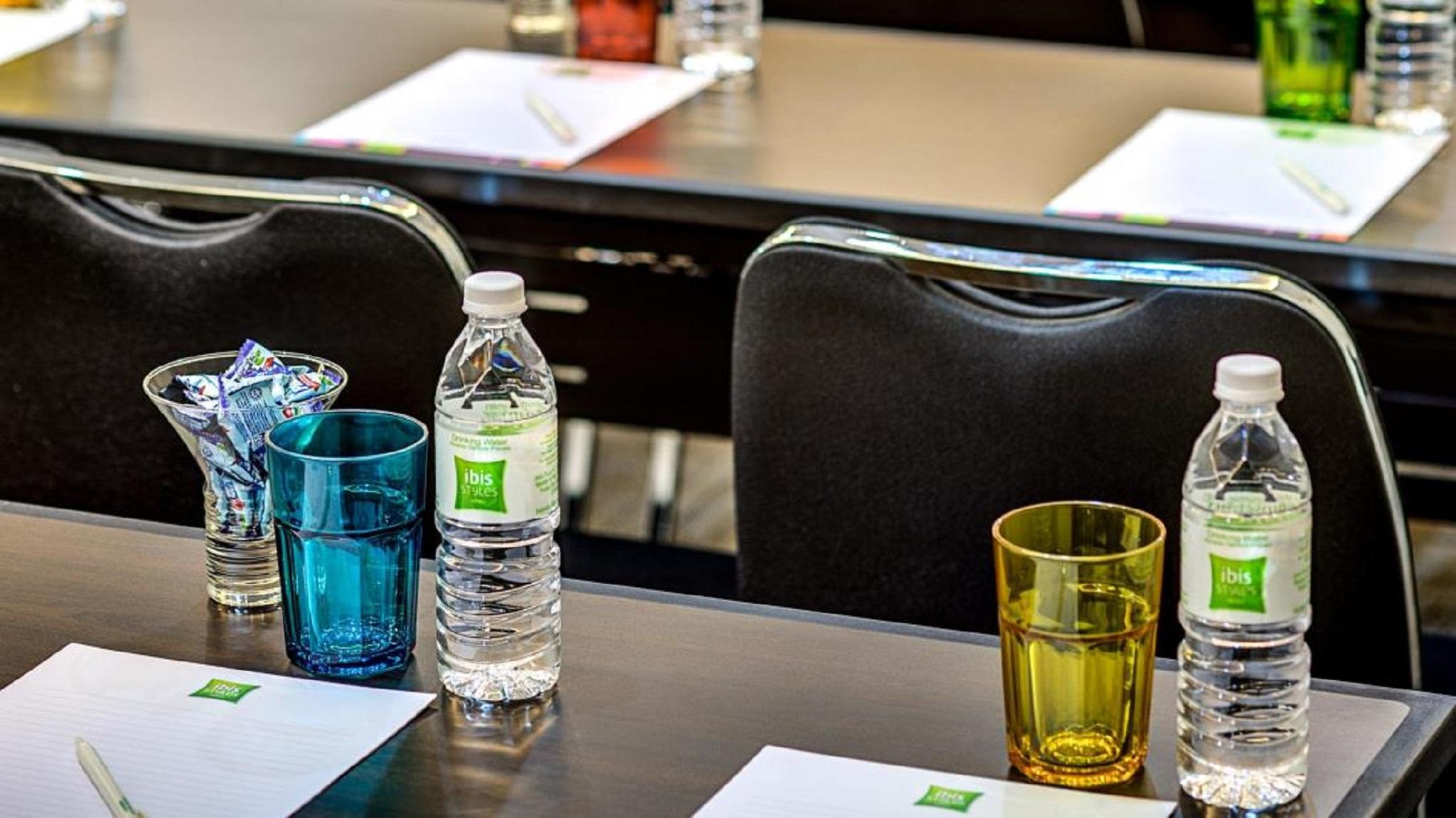 Hotel Ibis Styles Fraser Business Park
