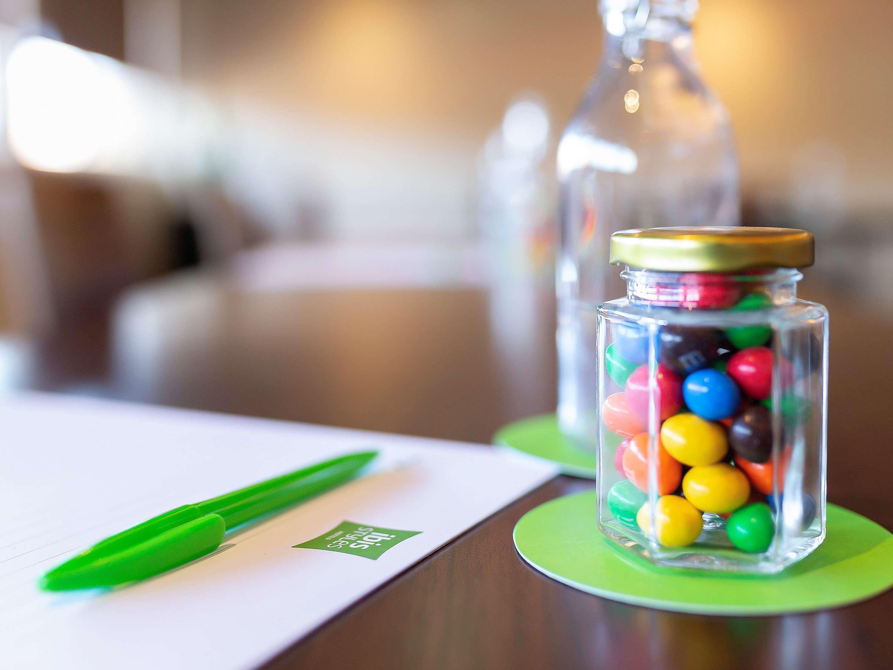 Hotel Ibis Styles Fraser Business Park 3*