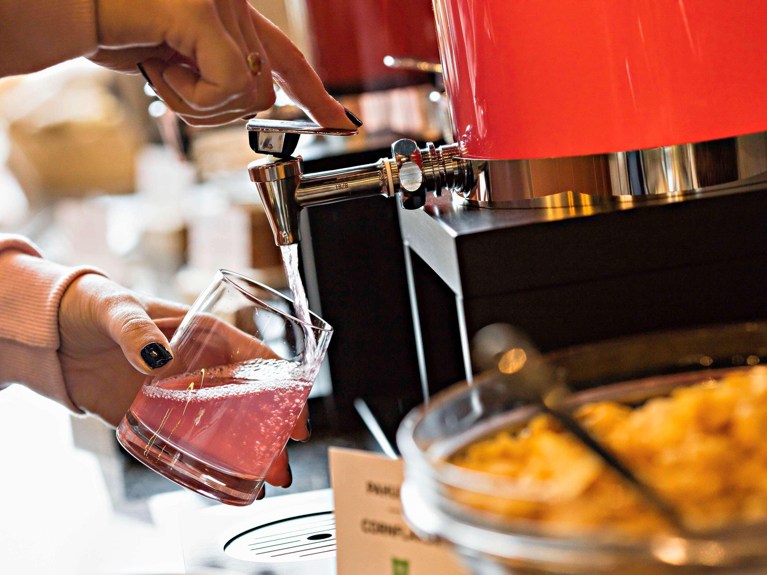 Ibis Styles Fraser Business Park Hotel