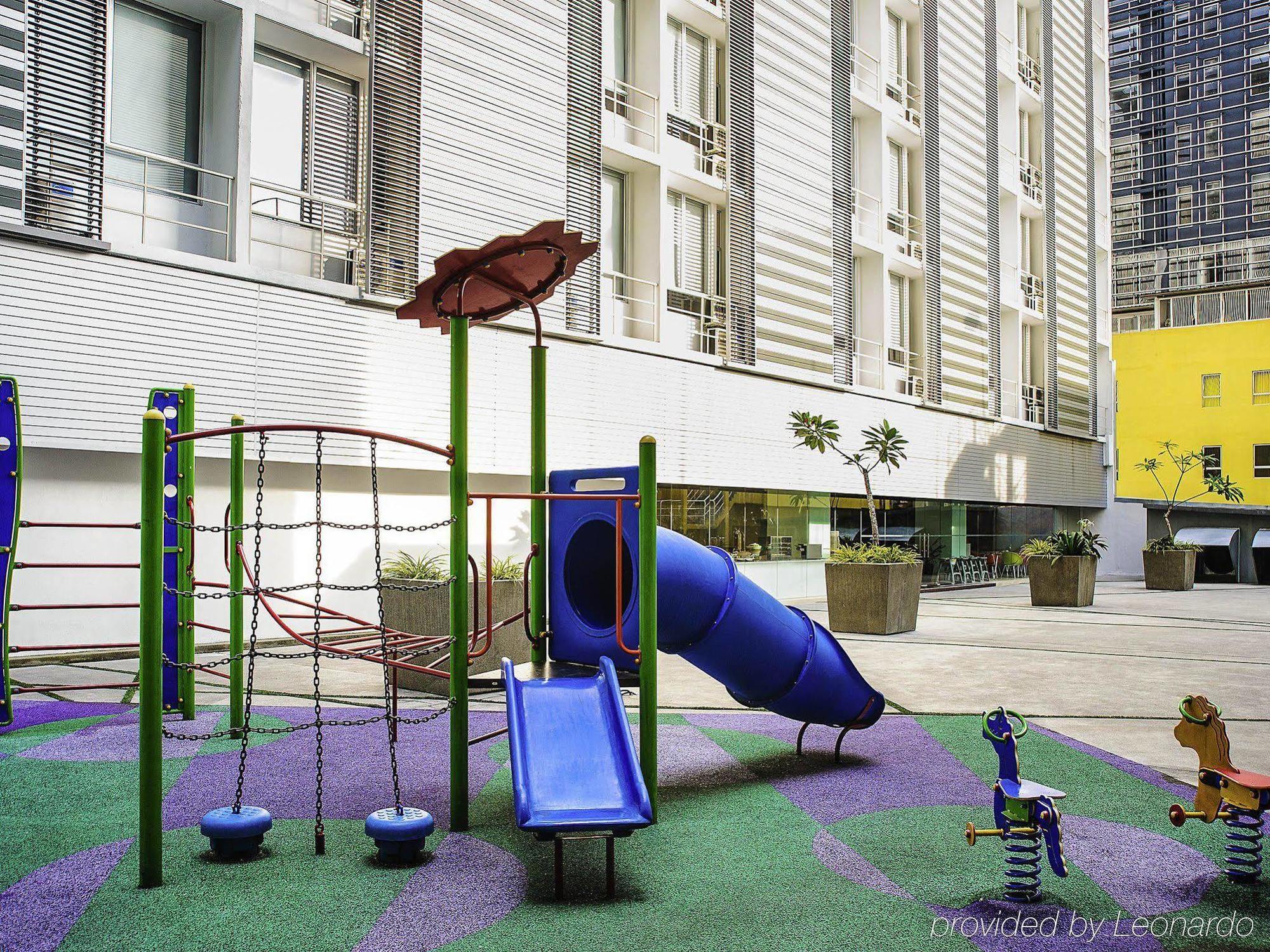 Ibis Styles Fraser Business Park 3*
